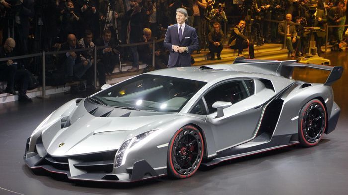 Επιβεβαιώθηκε η Lamborghini Veneno Roadster